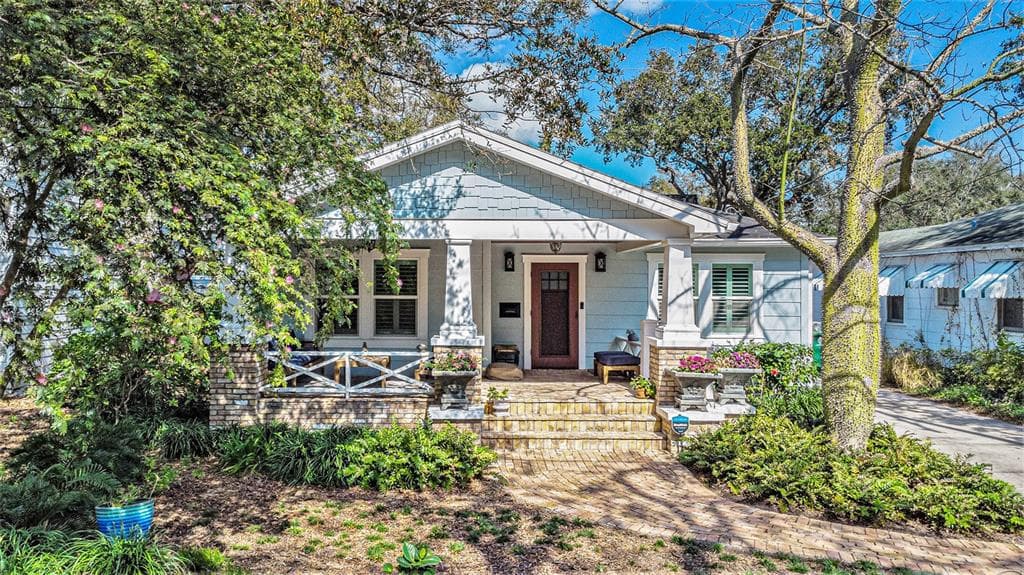 3313 W PALMIRA AVENUE TAMPA, FL 33629