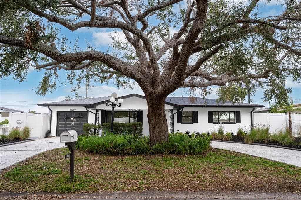 11437 59TH TERRACE SEMINOLE, FL 33772
