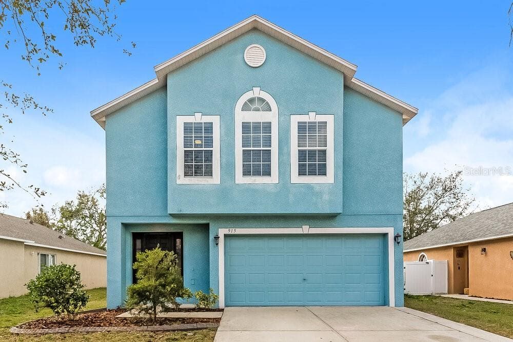 915 BRENTON LEAF DRIVE RUSKIN, FL 33570