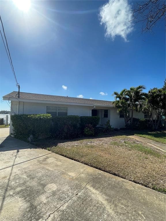 3900 14TH LANE NE ST PETERSBURG, FL 33703
