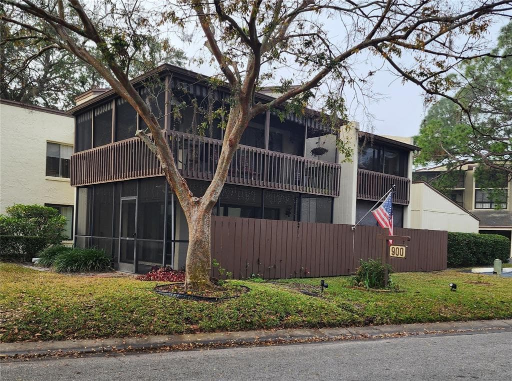 700 STARKEY ROAD UNIT 914 LARGO, FL 33771