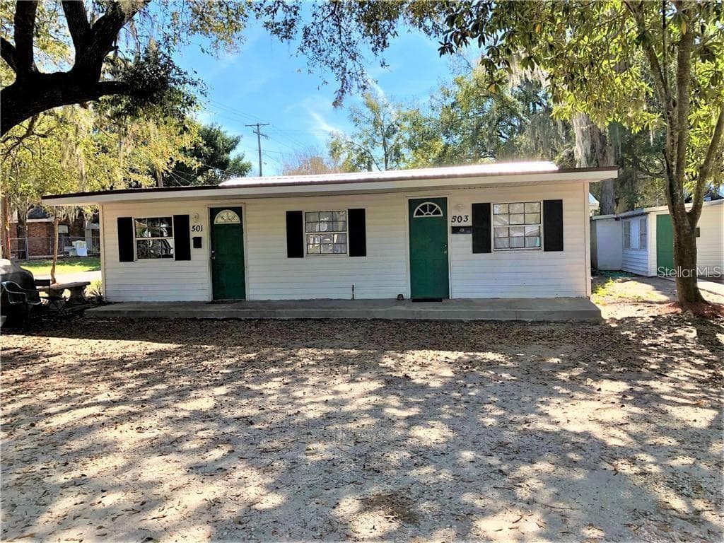507 W BAKER STREET PLANT CITY, FL 33563