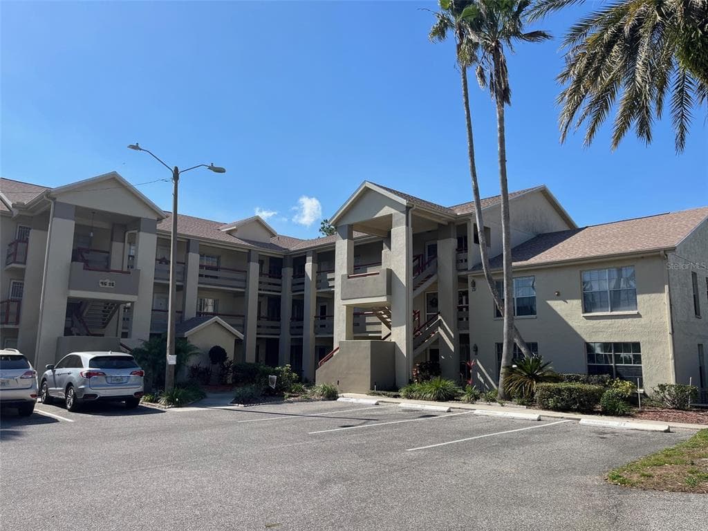 4515 WHITTON WAY UNIT 121 NEW PORT RICHEY, FL 34653