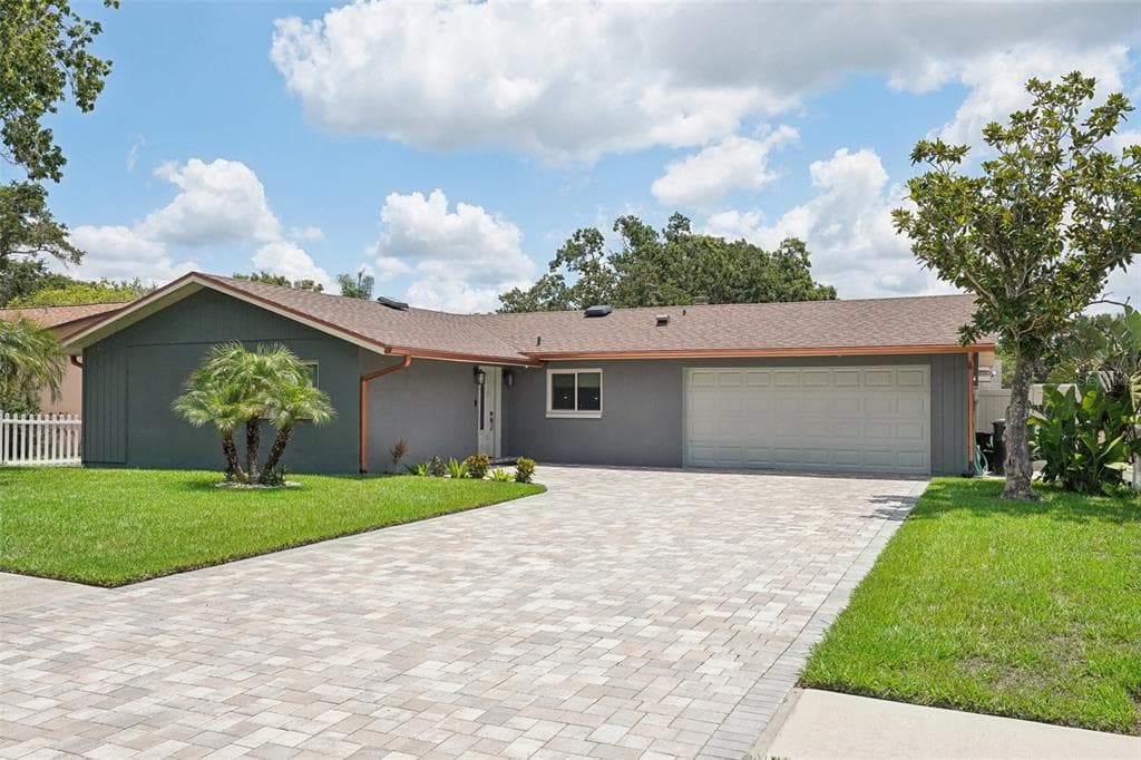 105 COUNTRY VILLAS DRIVE SAFETY HARBOR, FL 34695