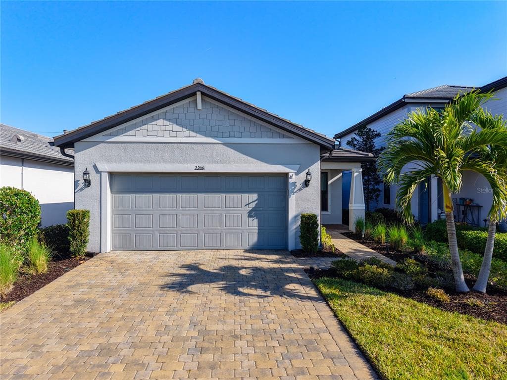 2208 YELLOWFIN CIRCLE NAPLES, FL 34114
