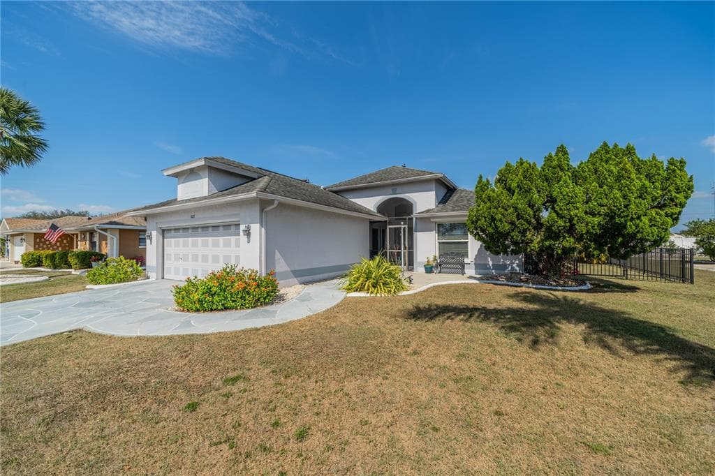 227 N BROCKFIELD DRIVE