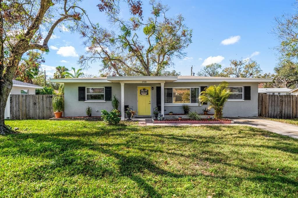 1718 EVANS DRIVE CLEARWATER, FL 33759