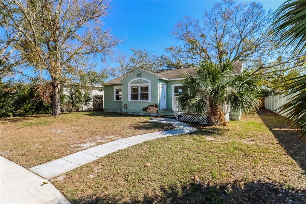 8401 5TH STREET N ST PETERSBURG, FL 33702