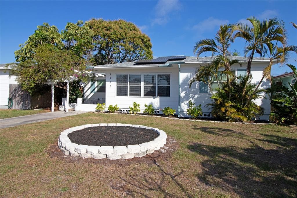 4415 4TH AVENUE S ST PETERSBURG, FL 33711