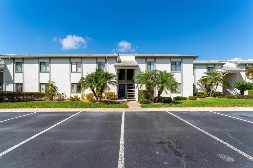 129 W CYPRESS COURT OLDSMAR, FL 34677