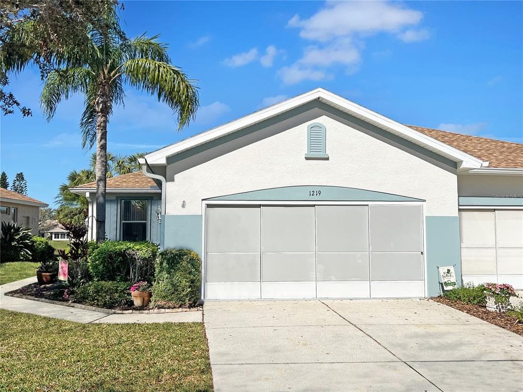 1219 HUNTINGTON GREENS DRIVE SUN CITY CENTER, FL 33573
