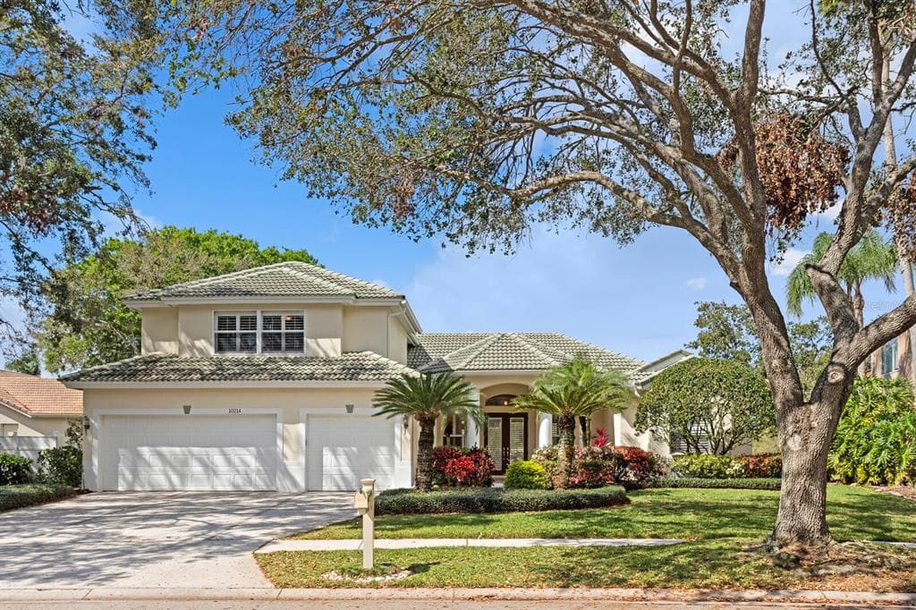10214 GARDEN ALCOVE DRIVE TAMPA, FL 33647