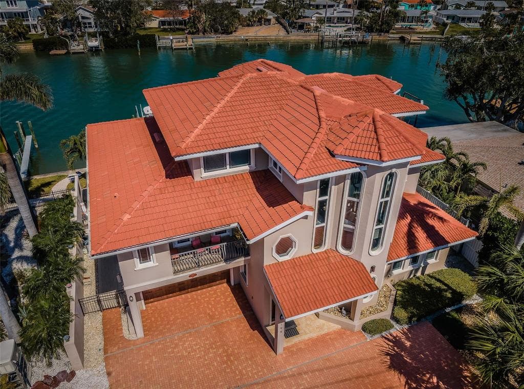 199 21ST AVENUE ST PETE BEACH, FL 33706