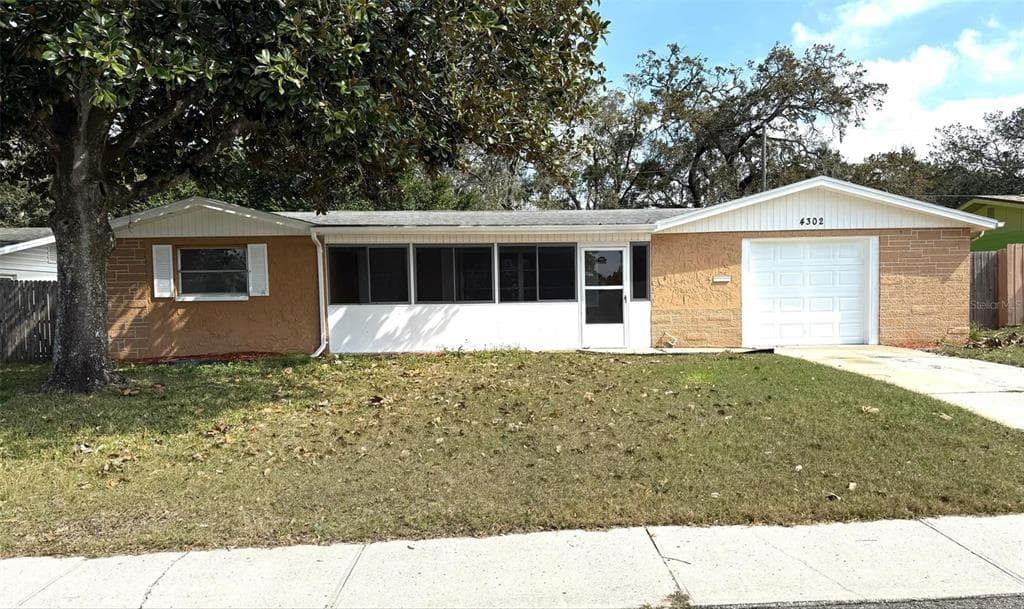 4302 SHORELINE DRIVE NEW PORT RICHEY, FL 34652