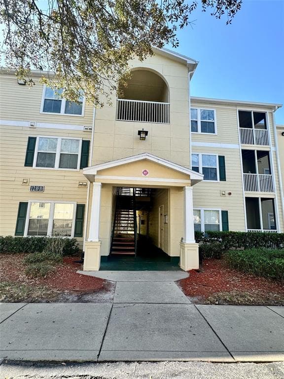 18121 BRIDLE CLUB DRIVE UNIT 18121