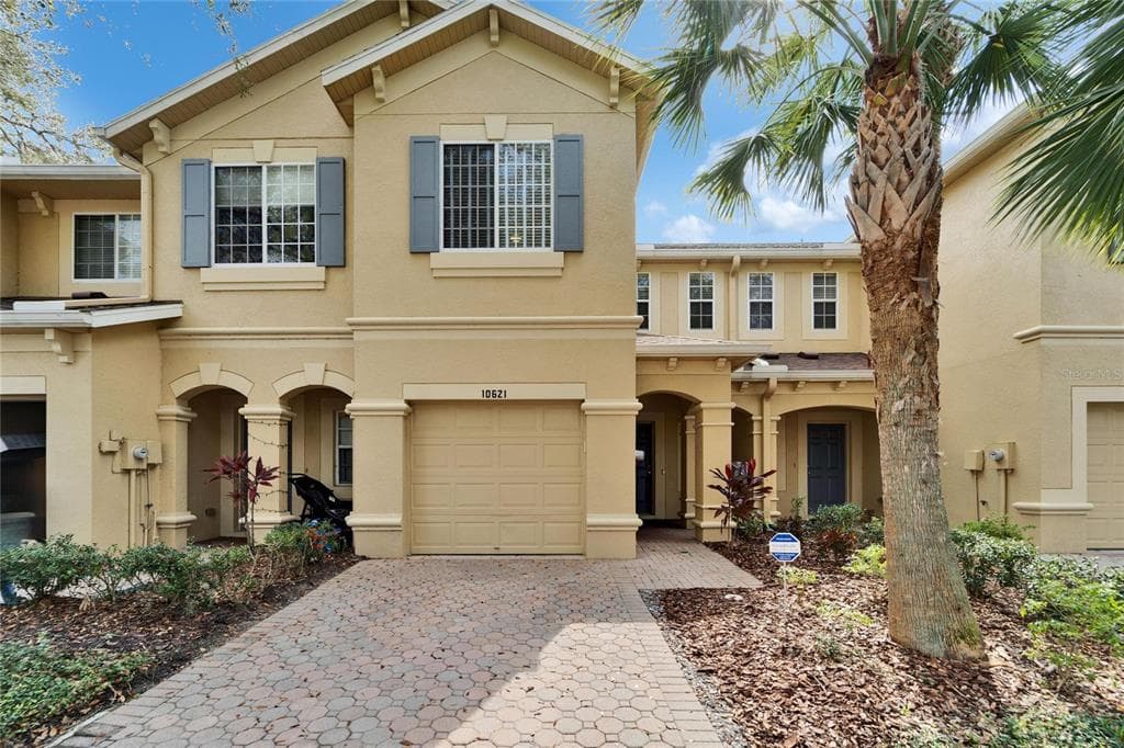 10621 SHADY FALLS COURT RIVERVIEW, FL 33578