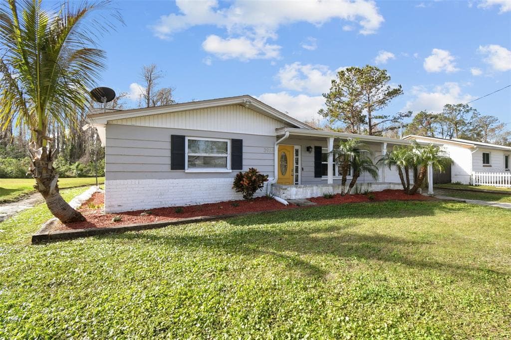 3934 MOOG ROAD HOLIDAY, FL 34691