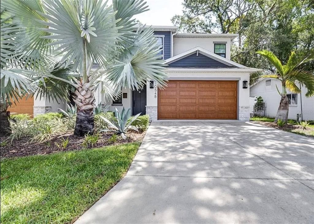 1054 S CLEARVIEW AVENUE UNIT # B TAMPA, FL 33629
