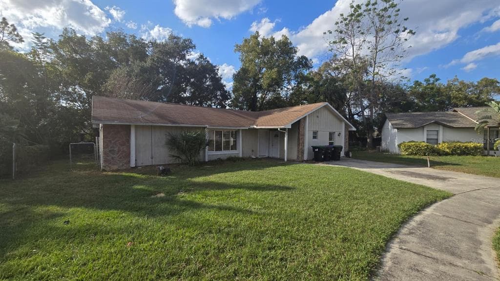 1870 HIGHNESS COURT ORLANDO, FL 32810