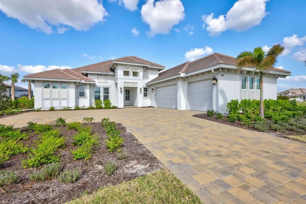 1201 BLUE SHELL LOOP SARASOTA, FL 34240