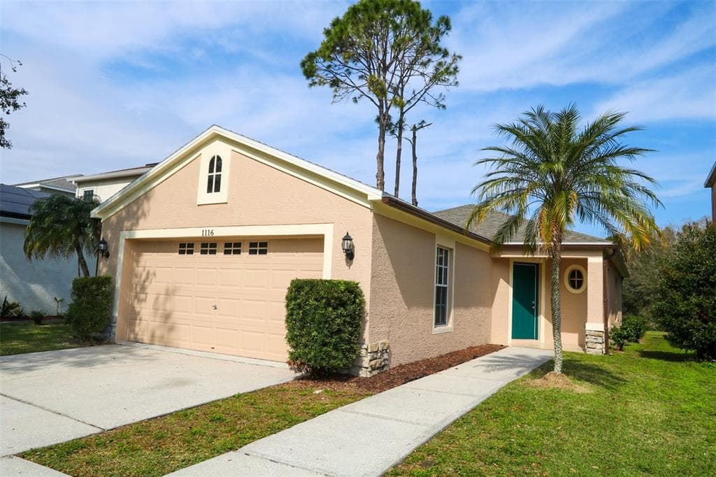 1116 LAKE SHORE RANCH DRIVE SEFFNER, FL 33584