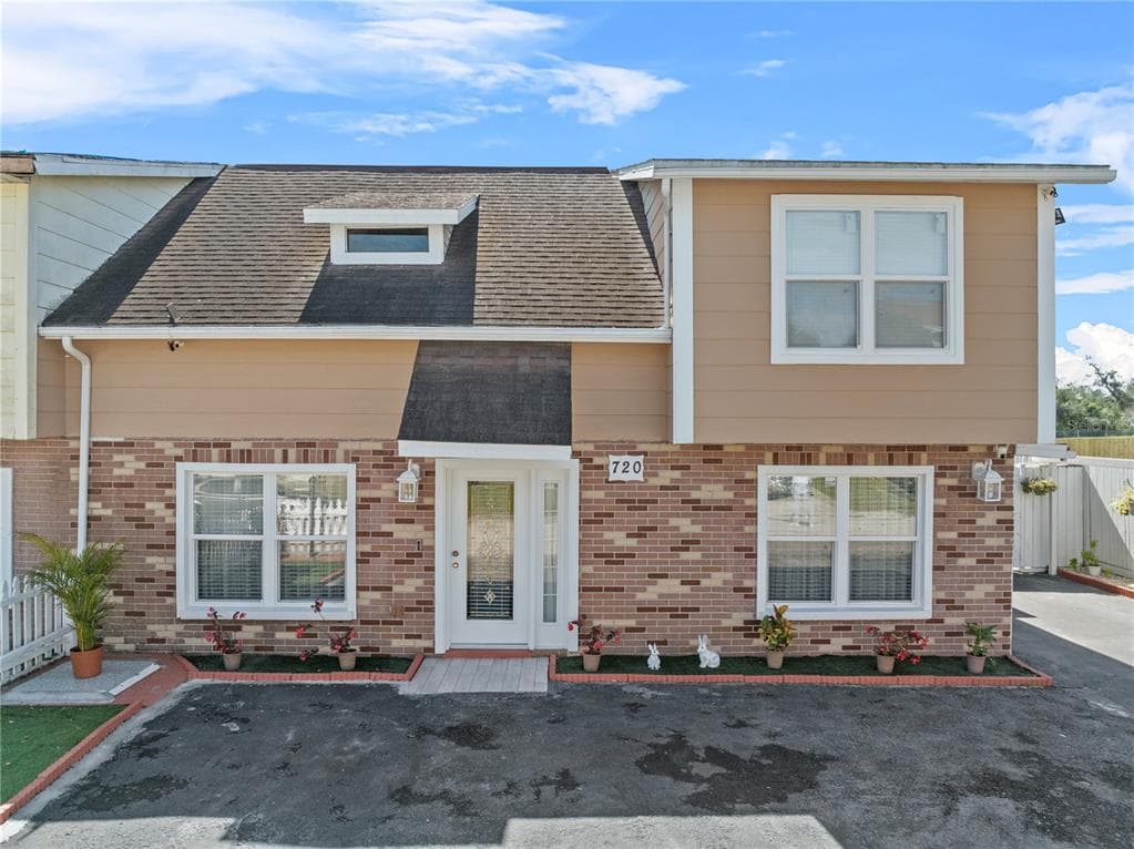 720 GASPARINO COURT