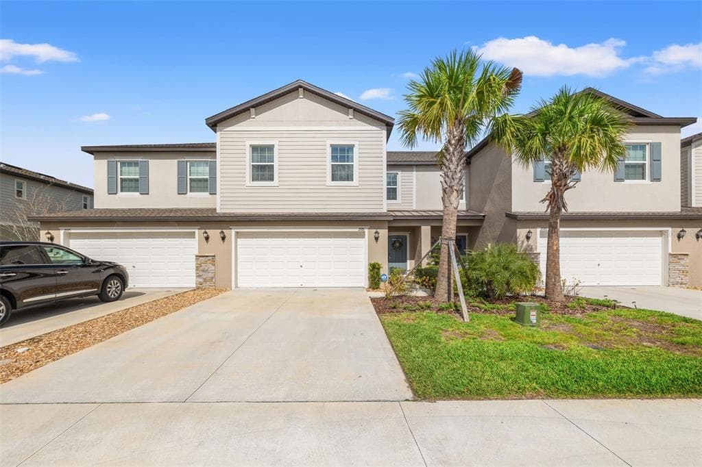 21181 THREADFIN WAY LAND O LAKES, FL 34638