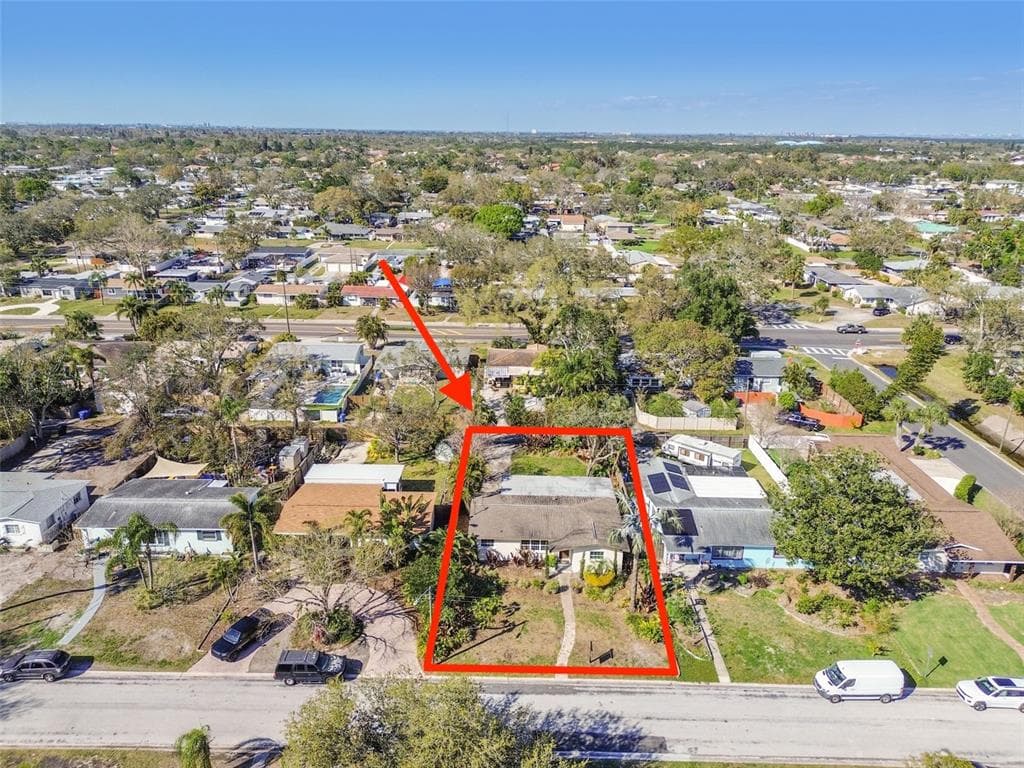 921 39TH AVENUE NE ST PETERSBURG, FL 33703