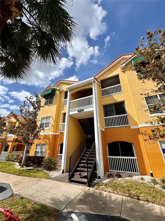10764 70TH AVENUE UNIT 6304 SEMINOLE, FL 33772