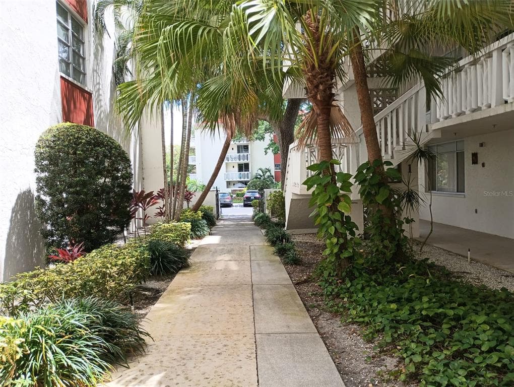 2630 PEARCE DRIVE UNIT 103 CLEARWATER, FL 33764