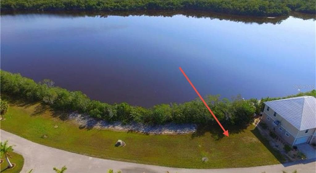 324 FREESIA STREET EVERGLADES CITY, FL 34139