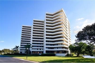 5950 PELICAN BAY PLAZA S UNIT 505 GULFPORT, FL 33707