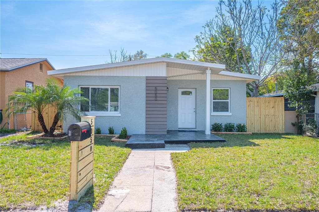5050 EMERSON AVENUE S ST PETERSBURG, FL 33707