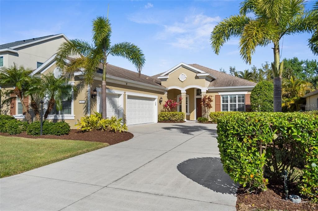 11603 GRAMERCY PARK AVENUE BRADENTON, FL 34211