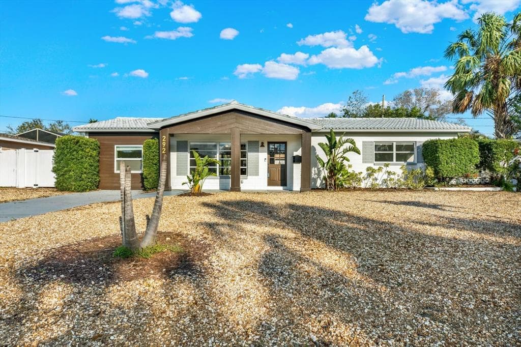 2921 67TH LANE N ST PETERSBURG, FL 33710