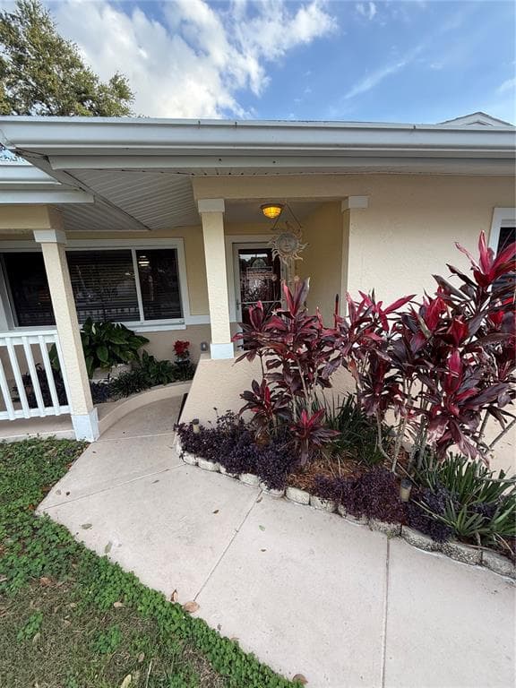 1149 6TH AVENUE NE LARGO, FL 33770