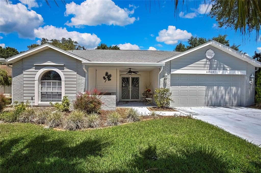 8045 SUGARBUSH DRIVE SPRING HILL, FL 34606