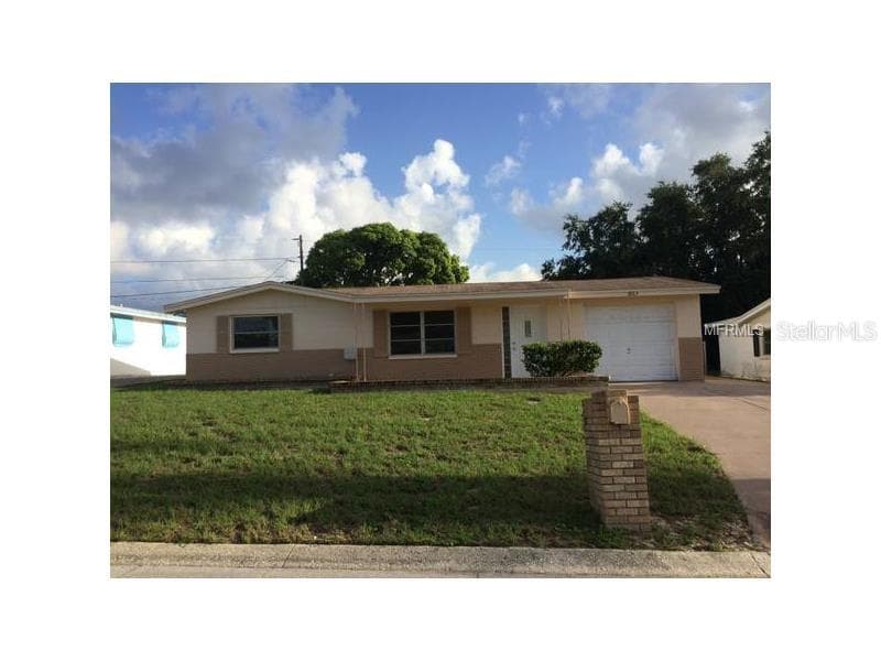 5013 GENESIS AVENUE HOLIDAY, FL 34690