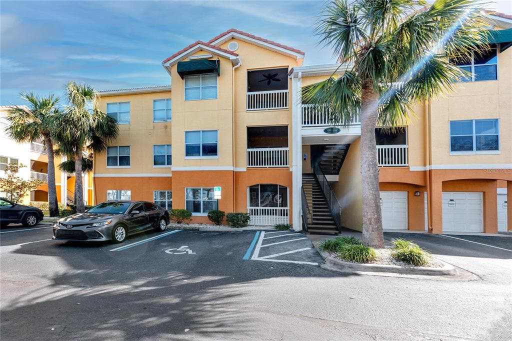 10764 70TH AVENUE UNIT 5101 SEMINOLE, FL 33772