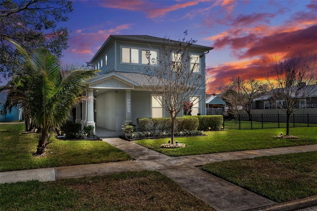 3321 JACKSON STREET N ST PETERSBURG, FL 33704