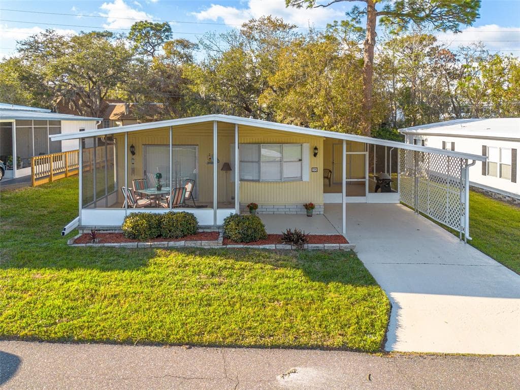 35 SUGAR BEAR DRIVE UNIT 3 SAFETY HARBOR, FL 34695
