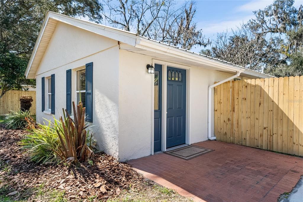621 NE 2ND STREET TRENTON, FL 32693