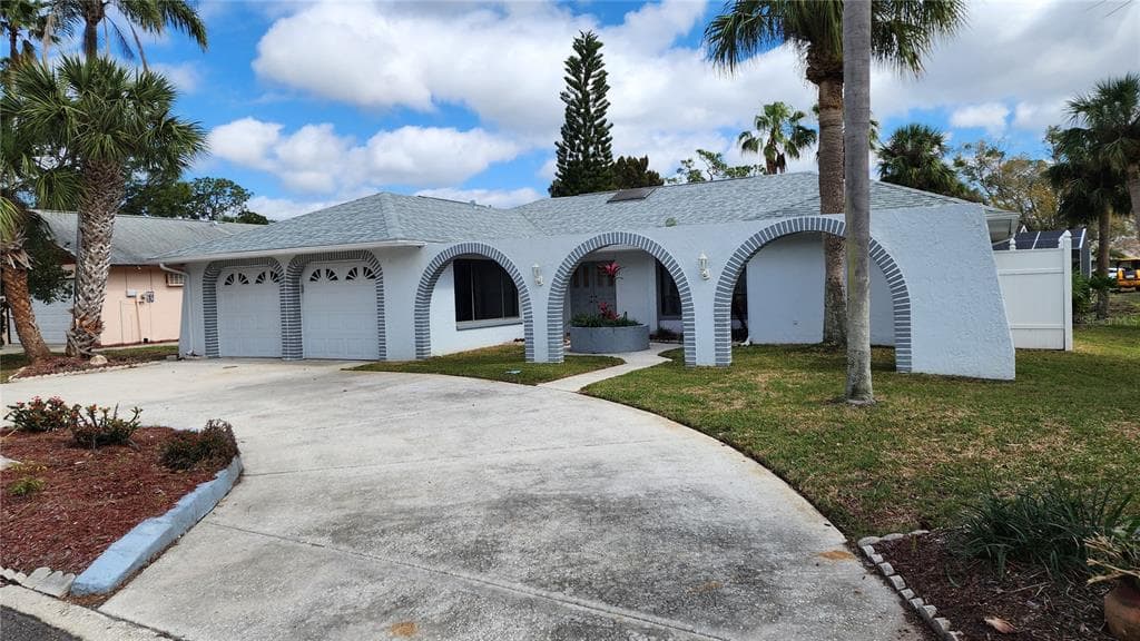 5514 GRIDLEY LANE