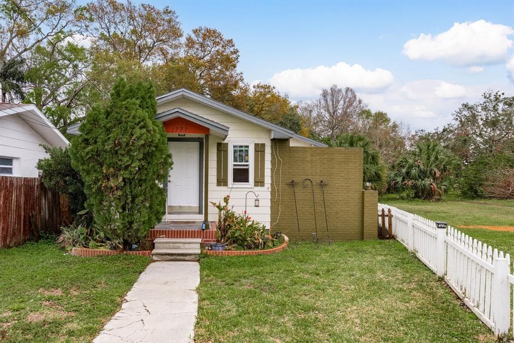 1777 APACHE TRAIL CLEARWATER, FL 33755