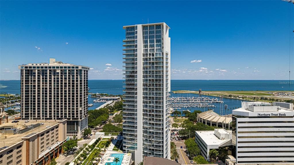 175 1ST STREET S UNIT 1005 ST PETERSBURG, FL 33701