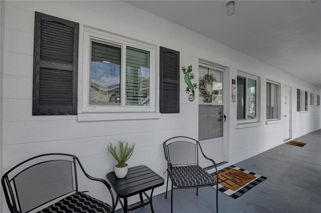 1546 PLEASANT ROAD UNIT J1 BRADENTON, FL 34207