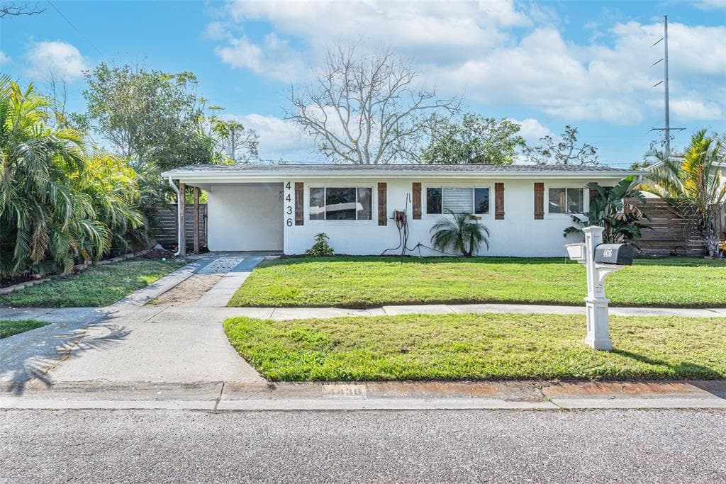 4436 W TRILBY AVENUE TAMPA, FL 33616