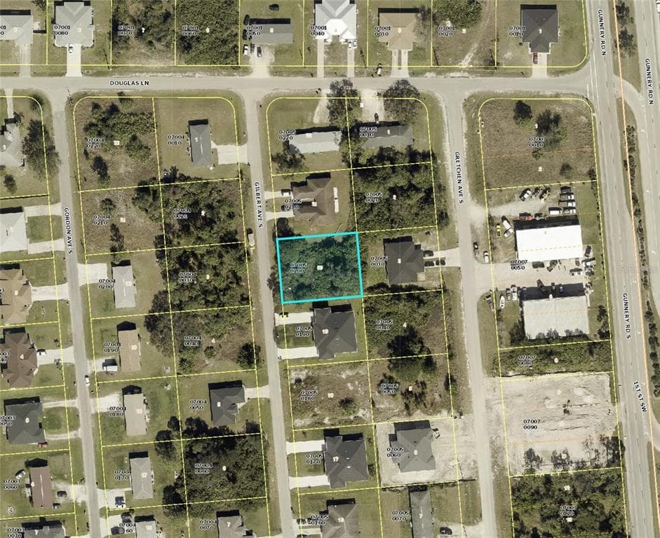 109/111 GILBERT AVENUE S LEHIGH ACRES, FL 33973