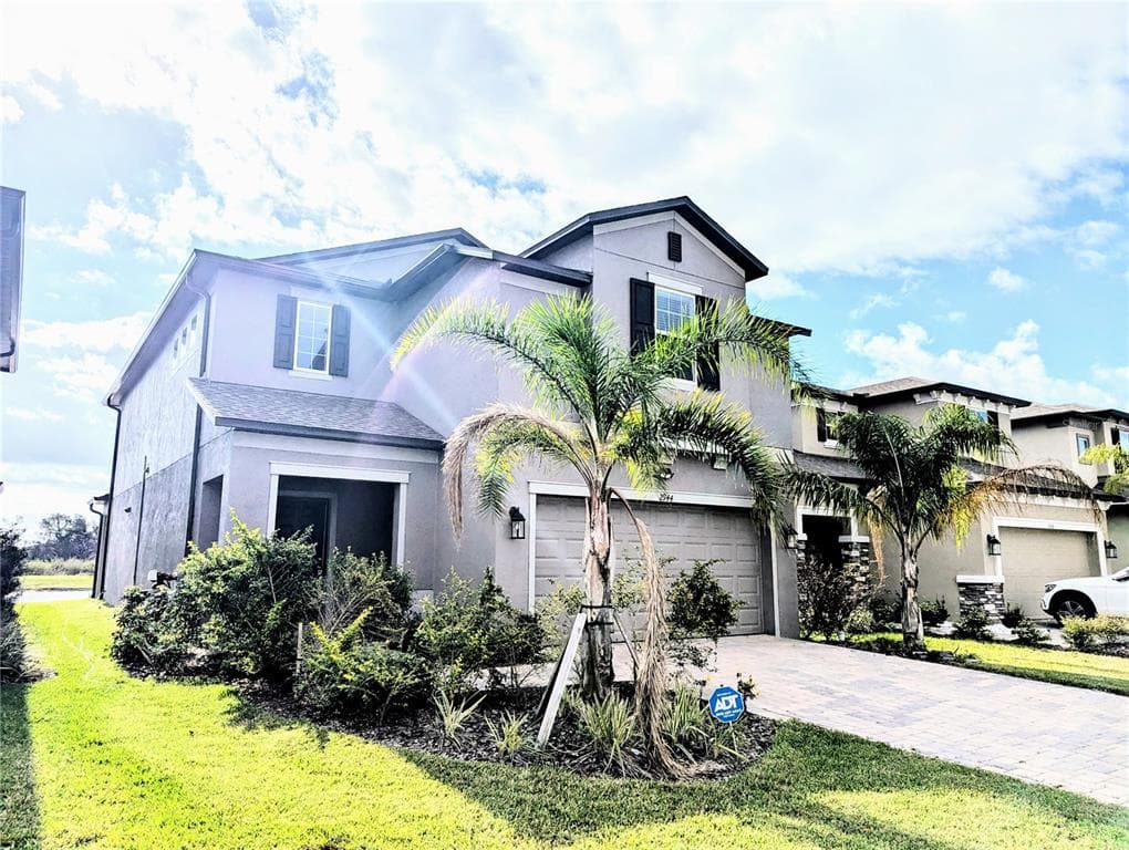 2944 AUTUMN ROCK DRIVE ZEPHYRHILLS, FL 33540
