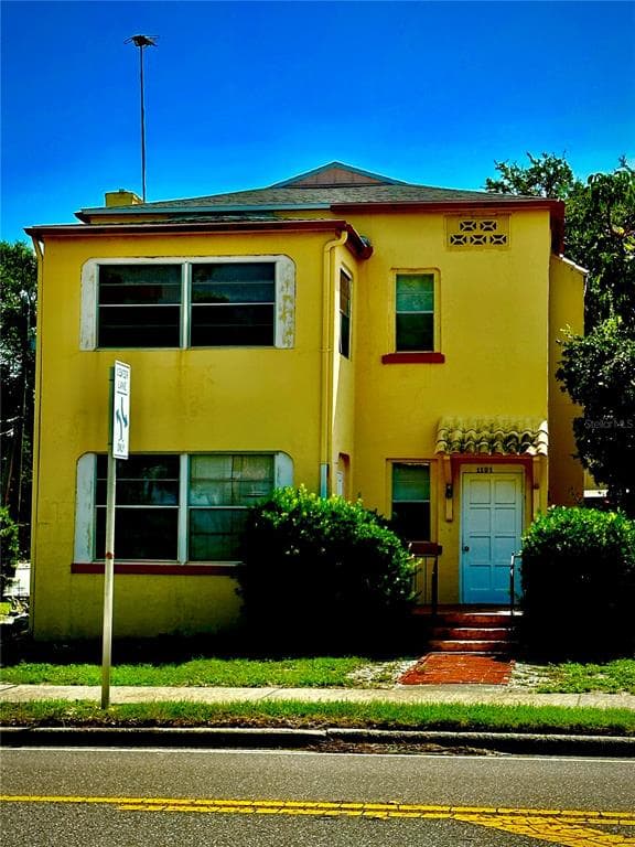 1131 BROADWAY DUNEDIN, FL 34698